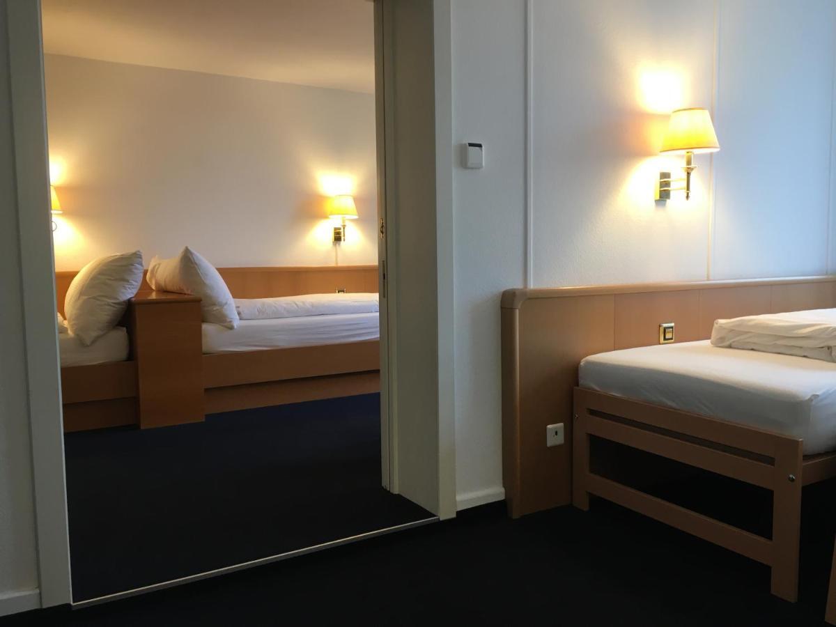 Hotel Schwert Nafels Exterior photo